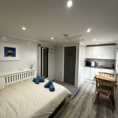 Peaceful Southbourne Studio - Pets Welcome Bournemouth Zewnętrze zdjęcie